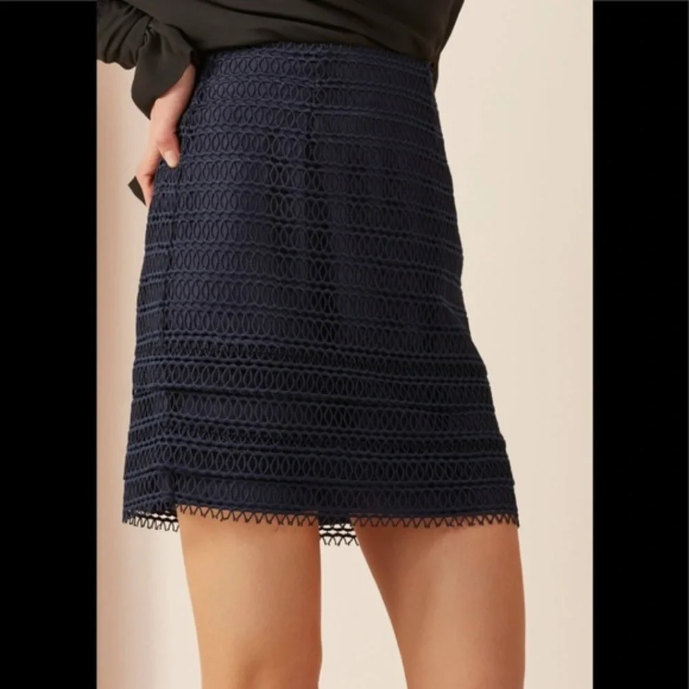 𝅺NWOT Keepsake All Night lace skirt